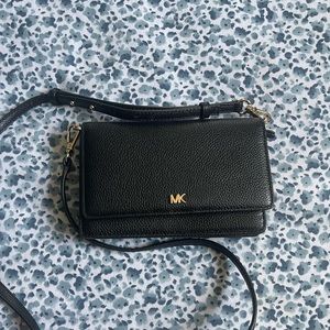 Nwot michael kors crossbody bag